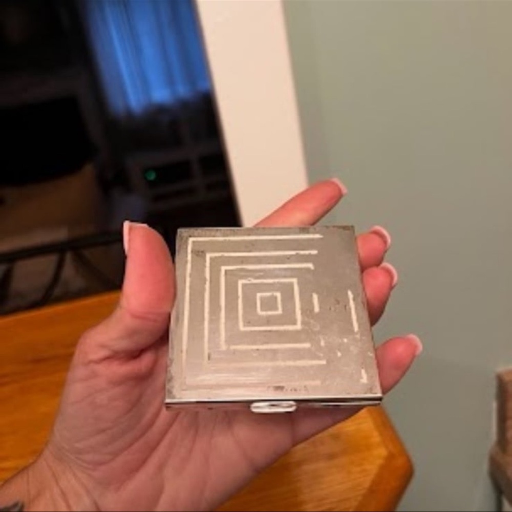 Silver vintage Geometric Compact Mirror